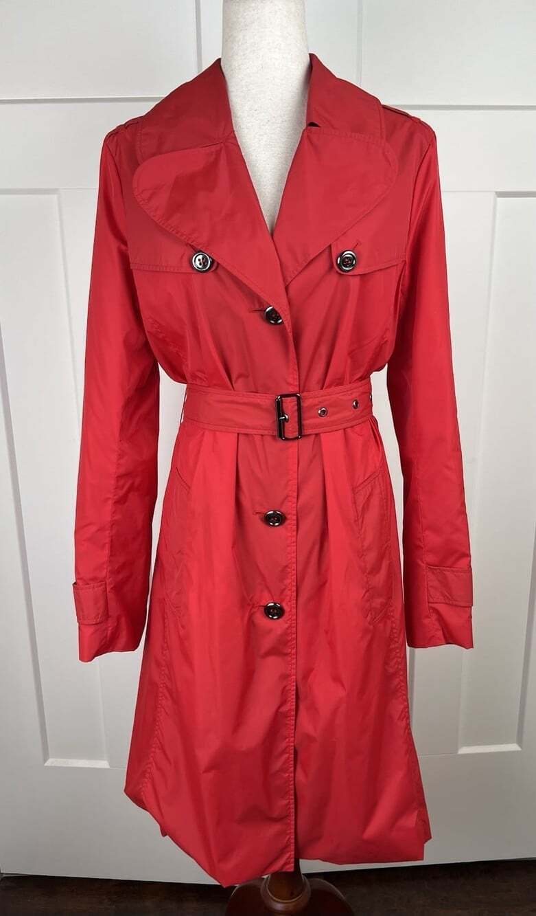 Burberry London Red Nylon Trench Coat US 10 Belted Check Lined Lightweight Luxe